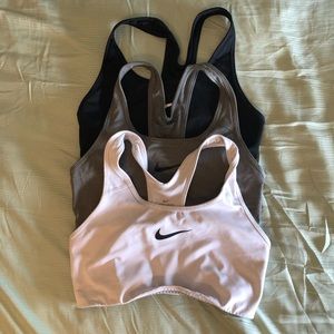3 Nike Swoosh Sports Bras - Medium